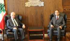 محافظ بعلبك الهرمل التقى وزير الدفاع وتطرق إلى ظاهرة التعديات على الشبكة الكهربائية