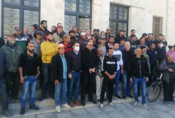 رئيس بلدية بعلبك في اعتصام لعمال البلدية: لا يسعنا إلا أن نقف أمام تضحياتهم وهم أطلقوا صرخة وجع